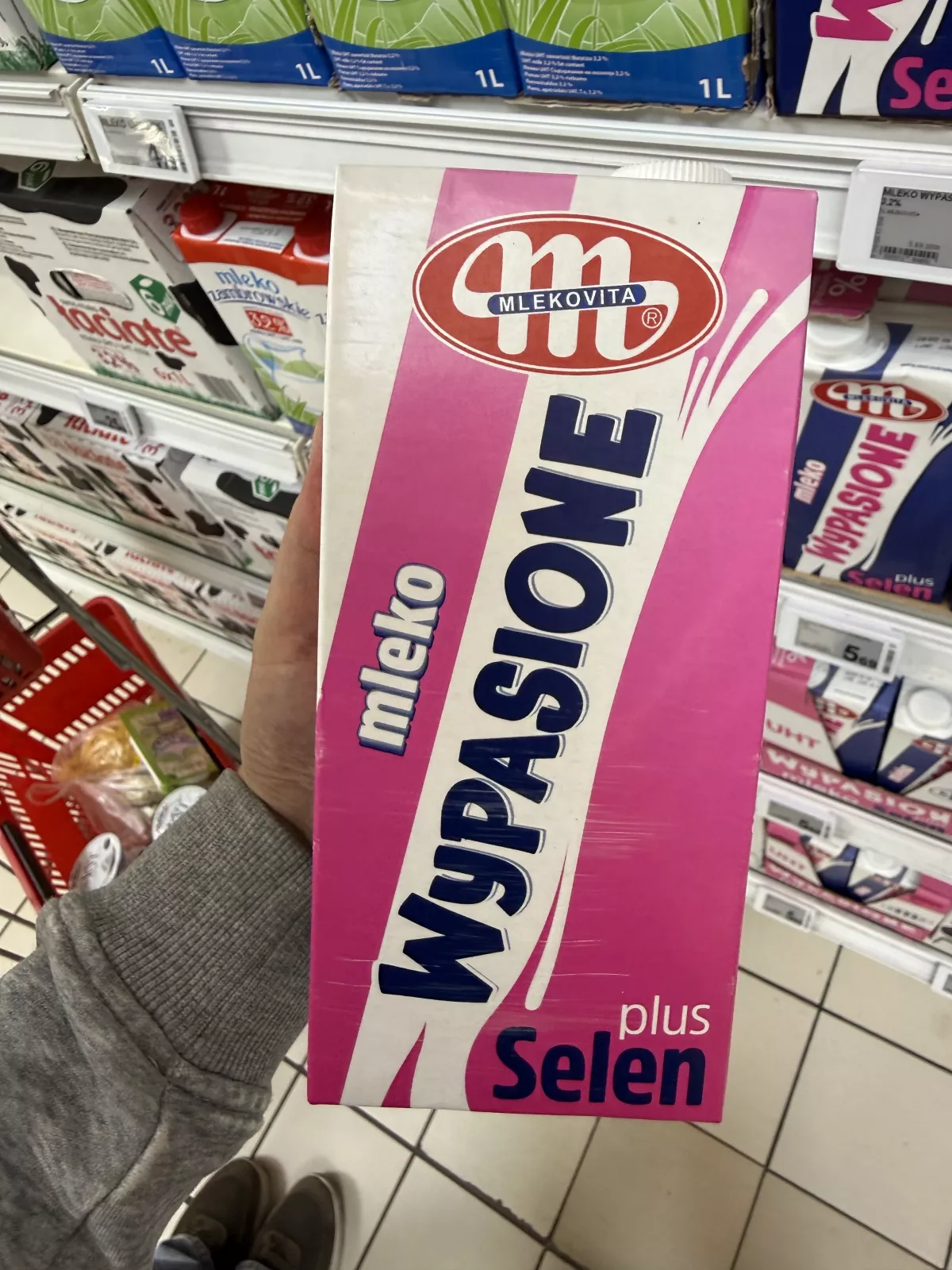 Mlekovita Wypasione mleko wzbogacone selenem UHT 3,2% | 1000ml
