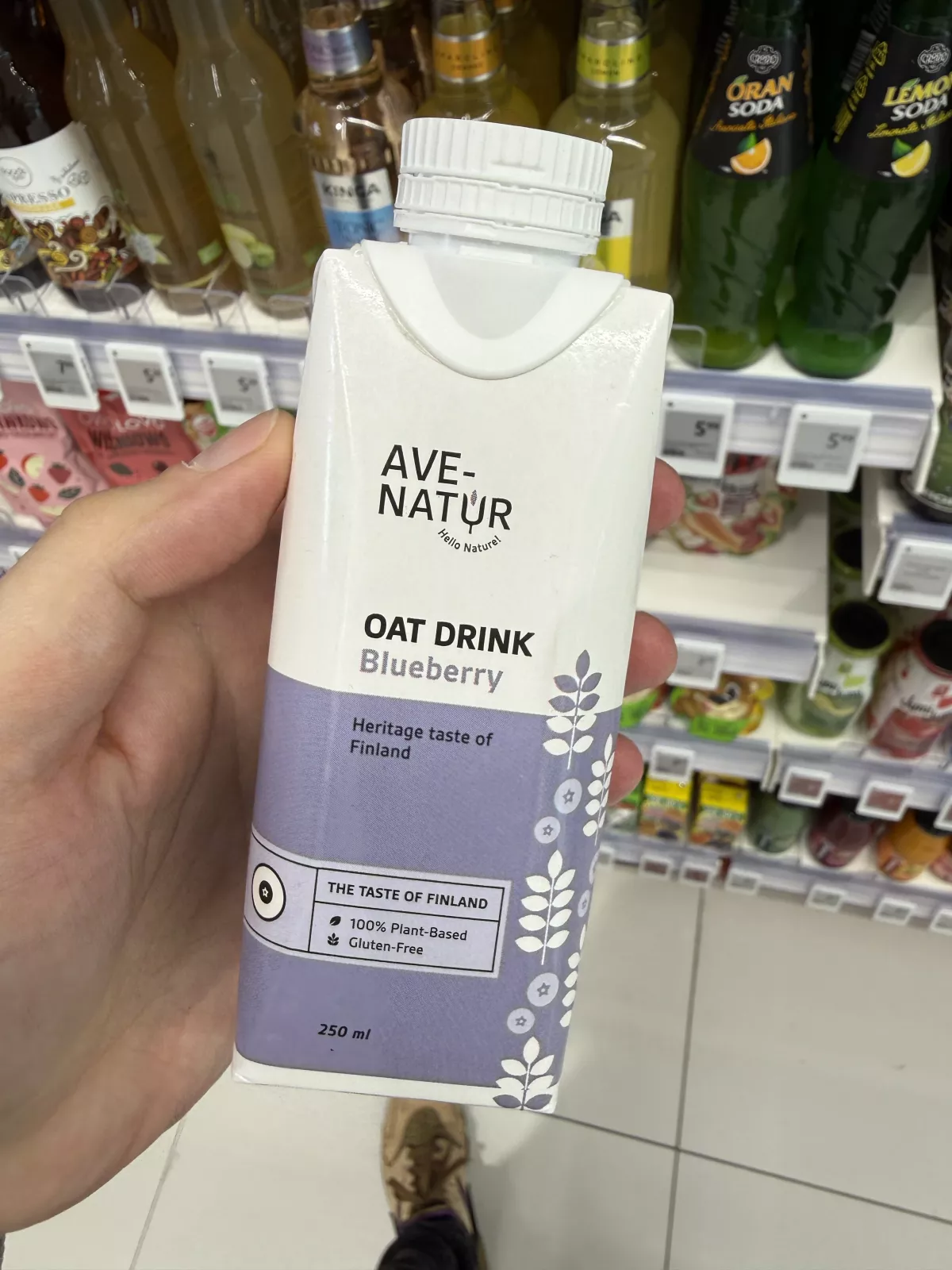 Ave-Natur Oat Drink Blueberry / Napój owsiany o smaku jagodowym | 250ml