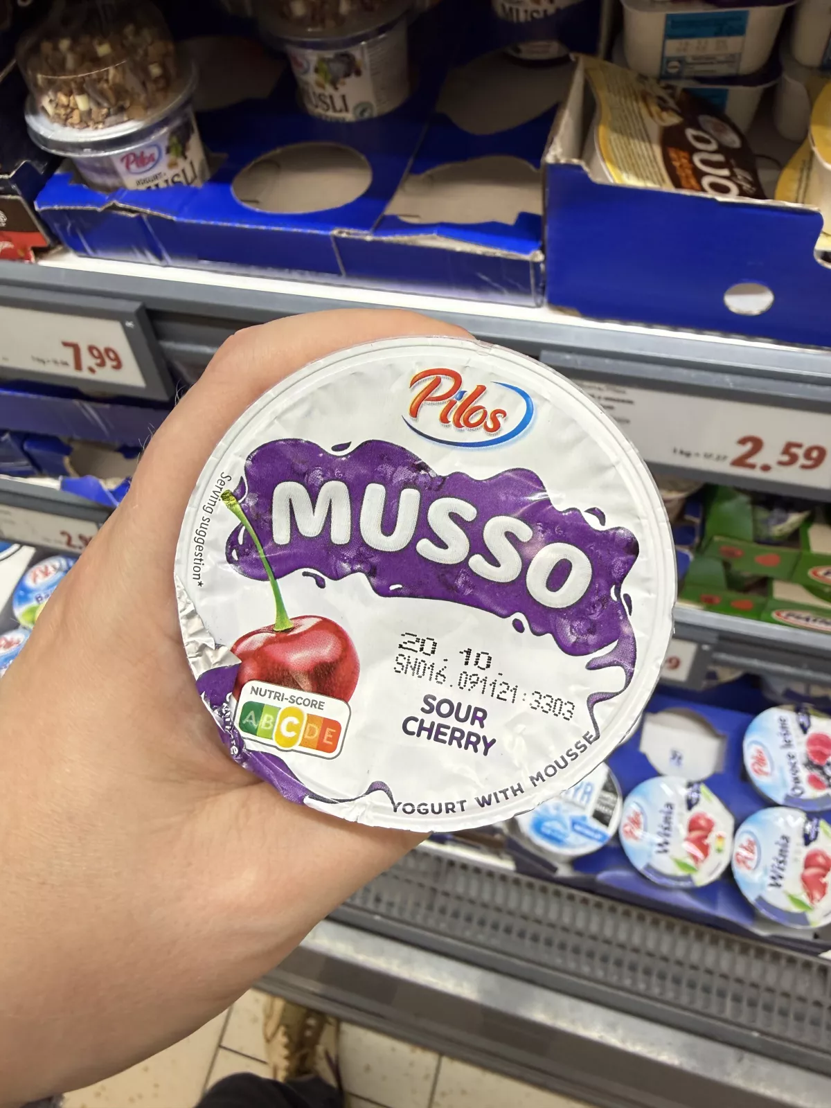 Pilos Musso Sour Cherry Yogurt with Mousse / Jogurt z wsadem wiśniowym | 150g