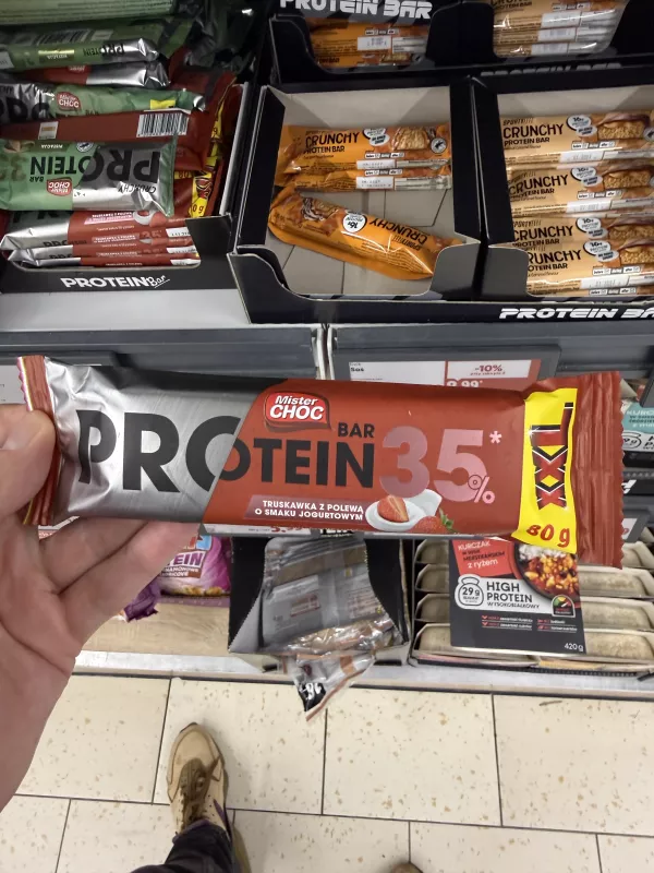 Mister Choc Protein Bar 35% Truskawka z polewą o smaku jogurtowym XXL | 80g