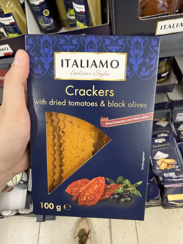 Italiamo Crackers with dried tomatoes & black olives / Krakersy z suszonymi pomidorami i czarnymi oliwkami | 100g
