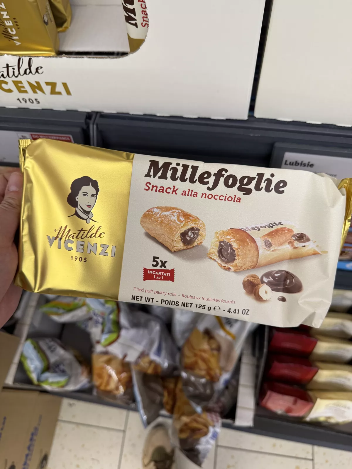 Matilde Vicenzi Millefoglie Snack alla nocciola / Ciastka z ciasta francuskiego z kremem z orzechów laskowych | 125g