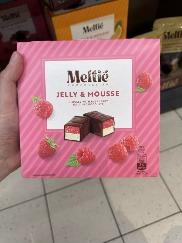 Meltié Chocolatier Jelly & Mousse / Mousse with Raspberry Jelly in Chocolate | 400g