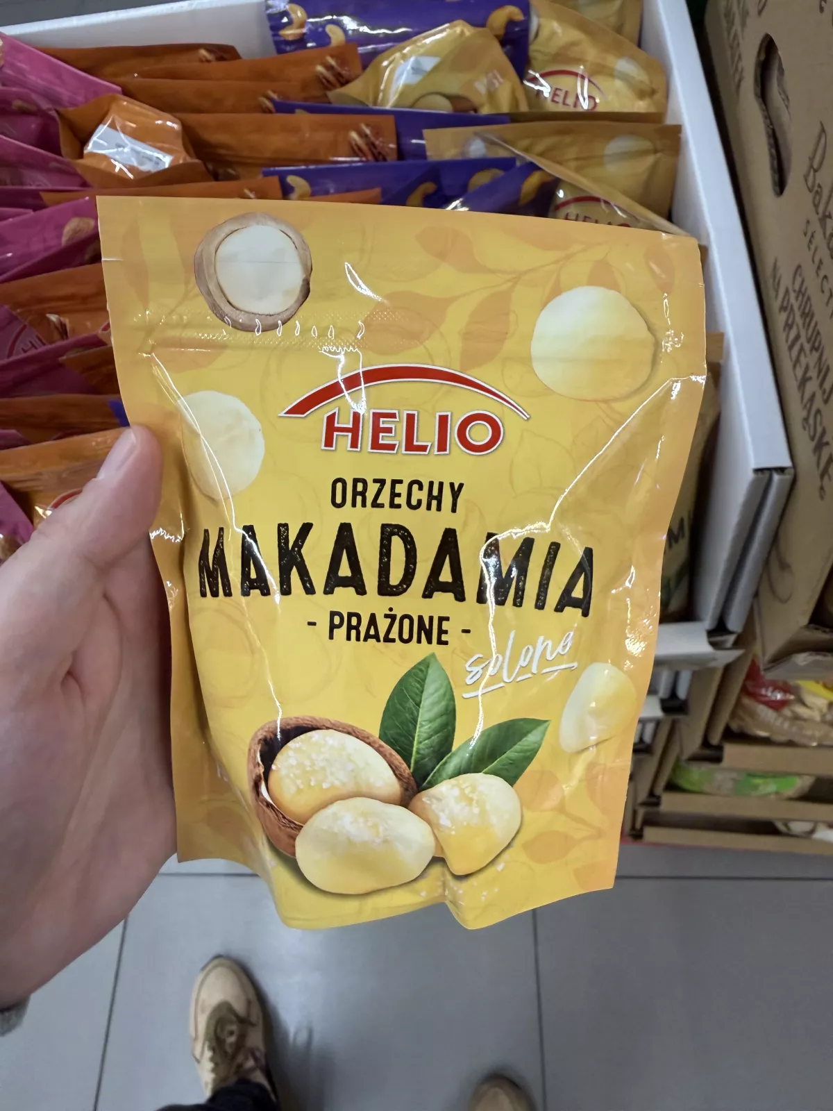 Helio Orzechy makadamia prażone solone | 150g
