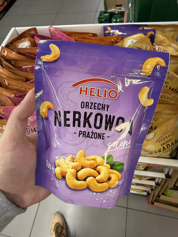 Helio Orzechy nerkowca prażone solone | 150g