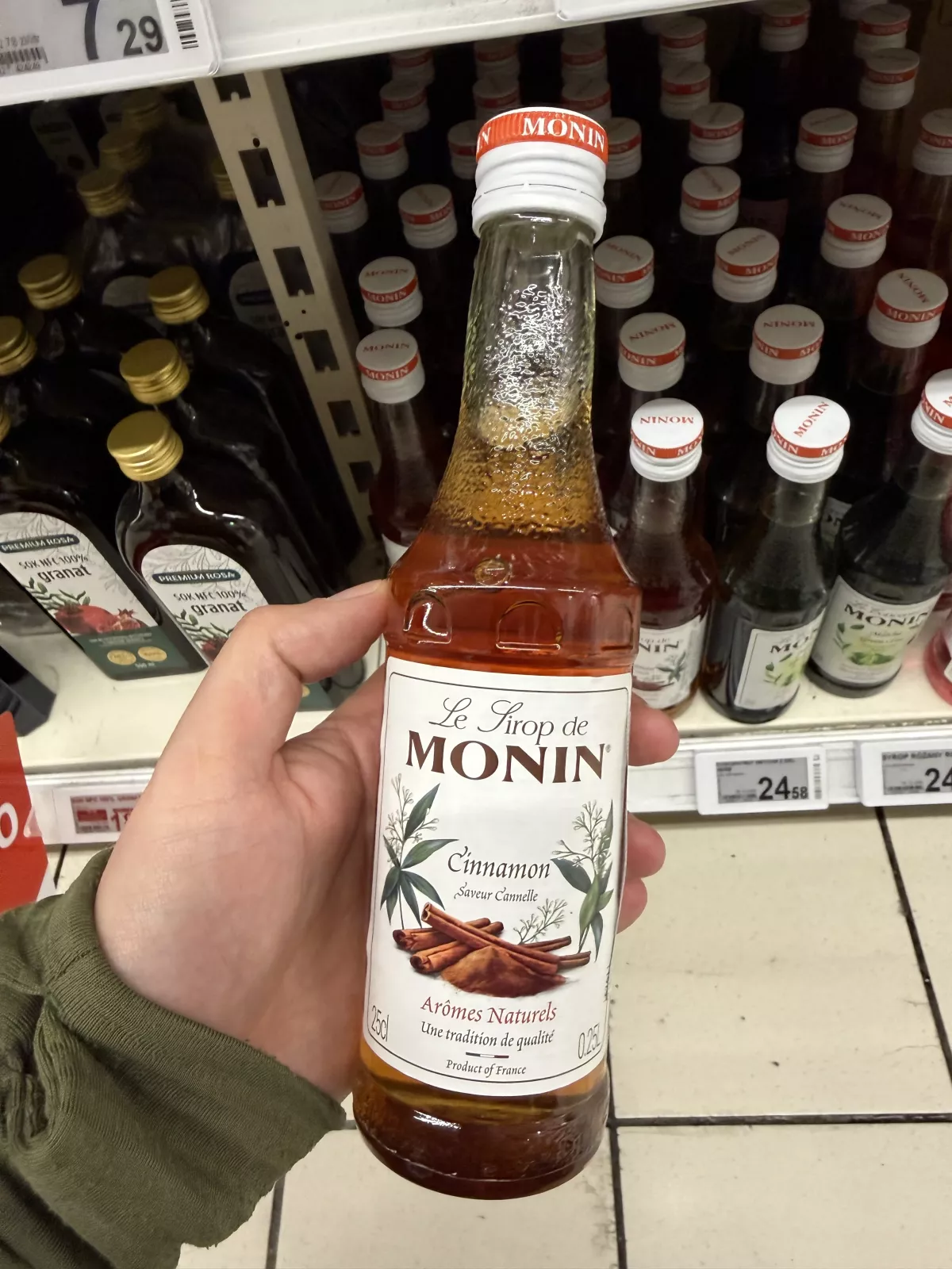 Monin Le Sirop Cinnamon / Syrop o smaku cynamonowym | 250ml