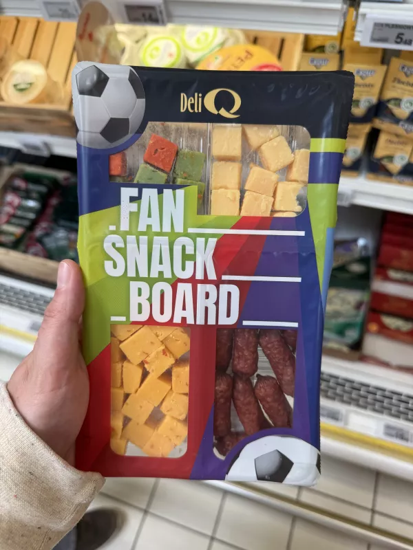 Deli Q Fan Snack Board | 200g