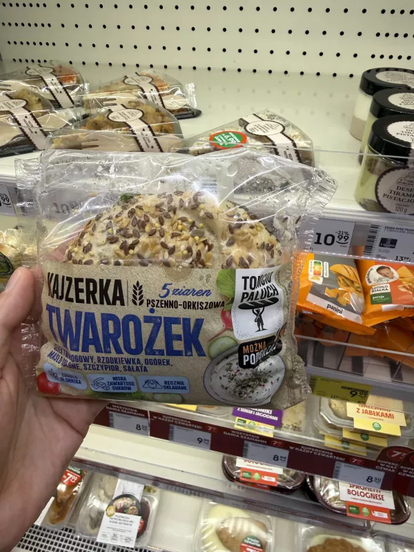 Kajzerka Tomcio Paluch 5 ziaren pszenno-orkiszowa Twarożek | 142g