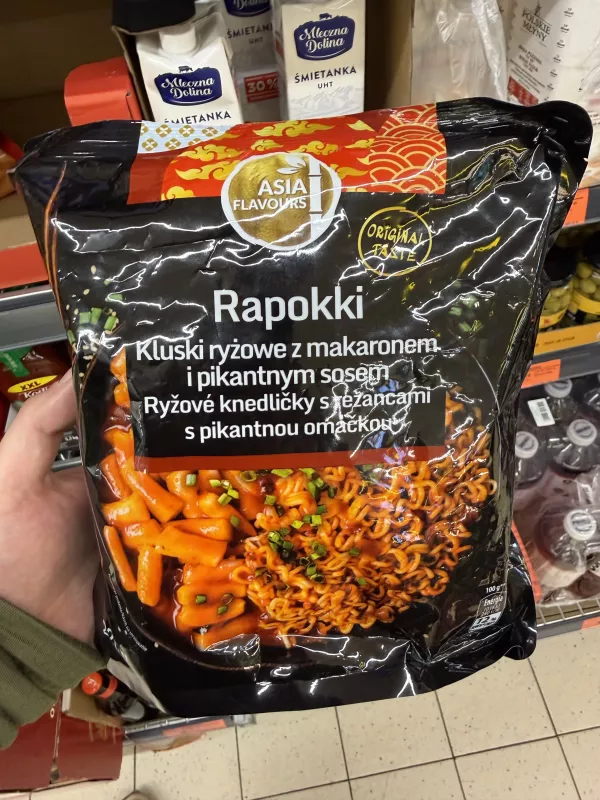 Asia Flavours Rapokki Kluski ryżowe z makaronem i pikantnym sosem | 220g