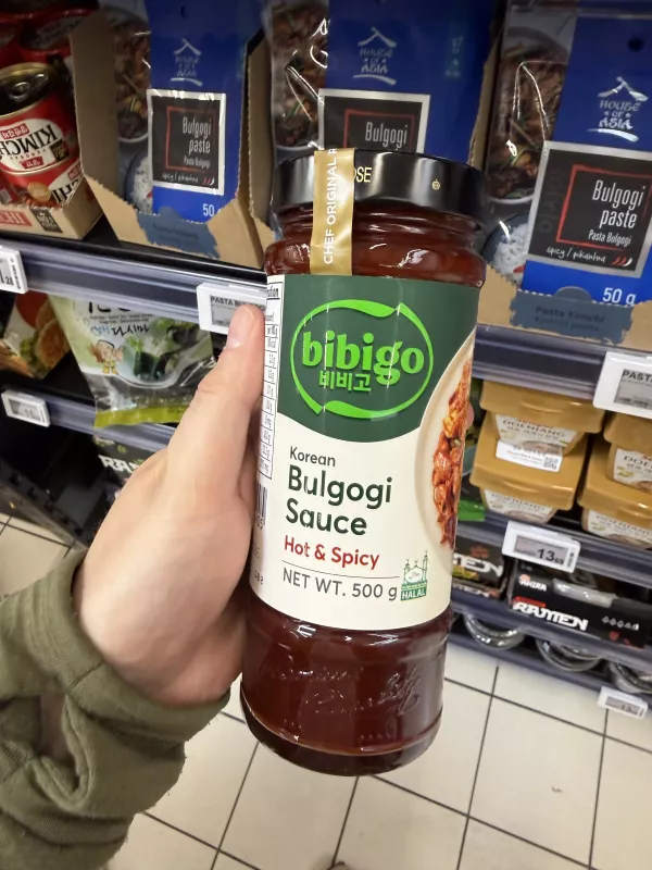 Bibigo Korean Bulgogi Sauce Hot & Spicy | 500g / 416ml