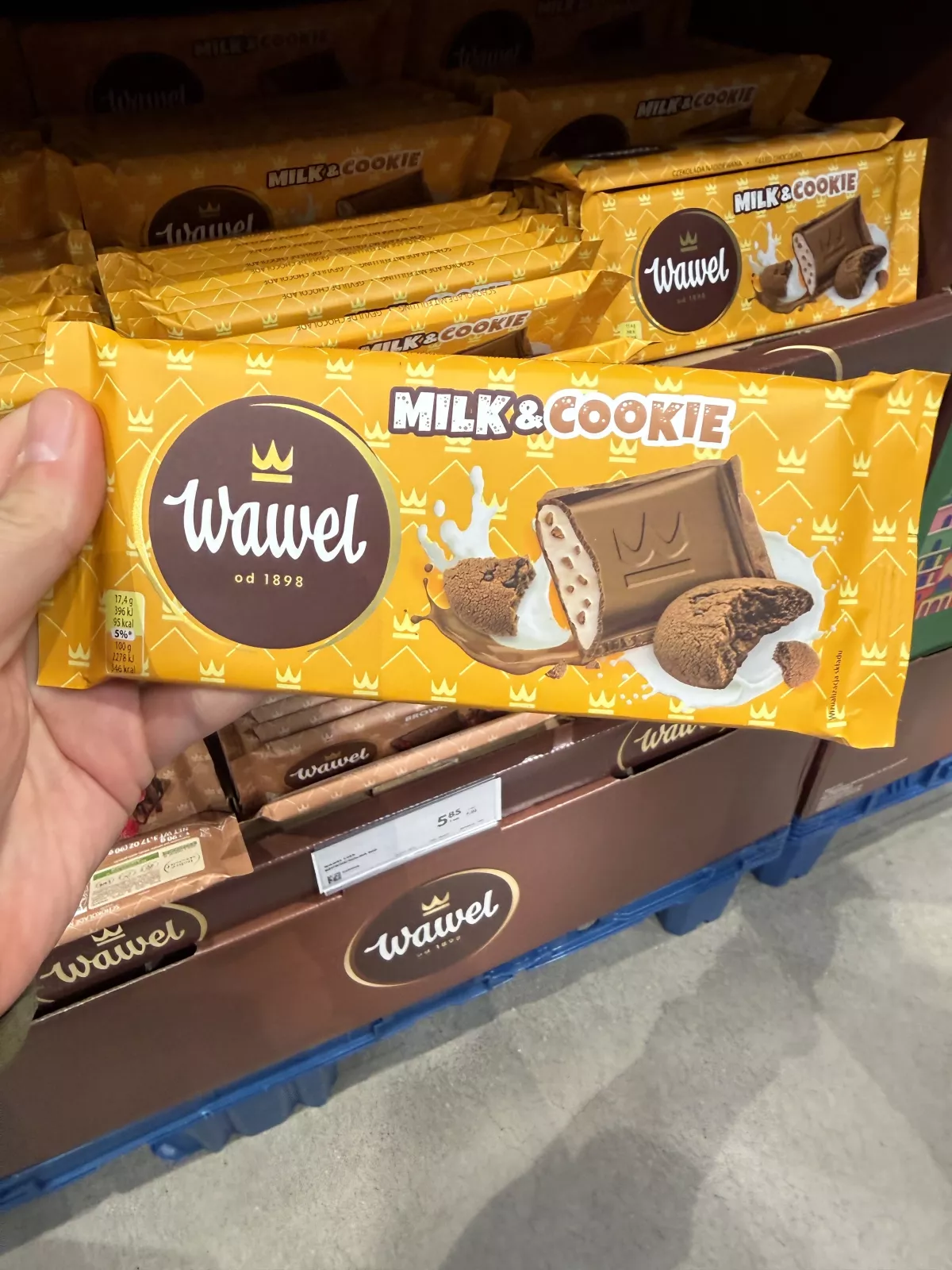 Wawel Milk & Cookie czekolada z nadzieniem mlecznym (wersja z GDA na froncie) | 87g