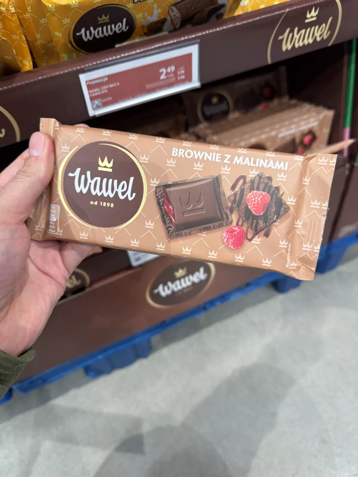 Wawel Czekolada nadziewana Brownie z malinami | 90g