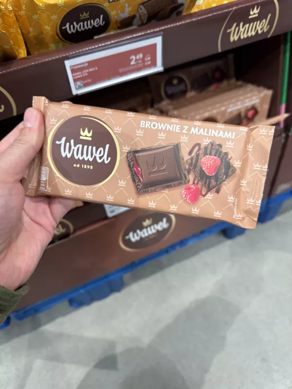 Wawel Czekolada nadziewana Brownie z malinami | 90g