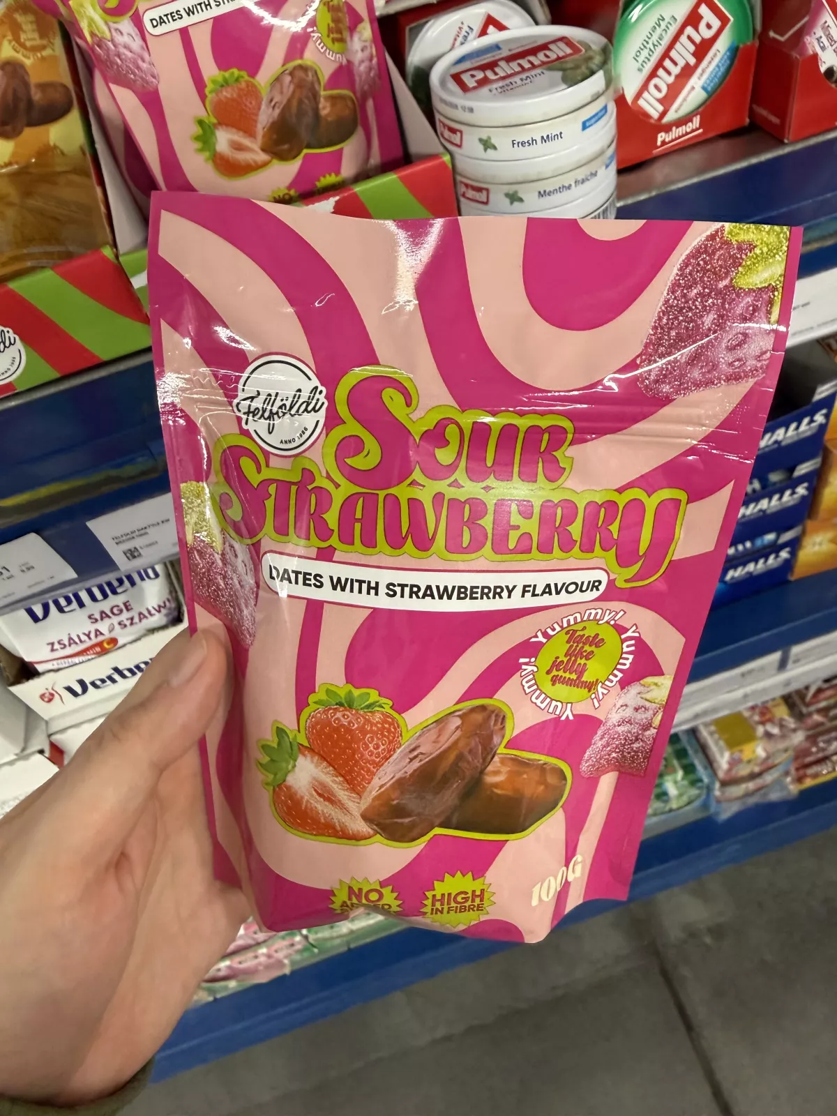 Felföldi Sour Strawberry / Daktyle o smaku truskawkowym | 100g