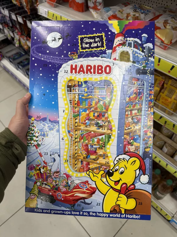 Haribo kalendarz adwentowy Glow in the dark! z żelkami | 300g