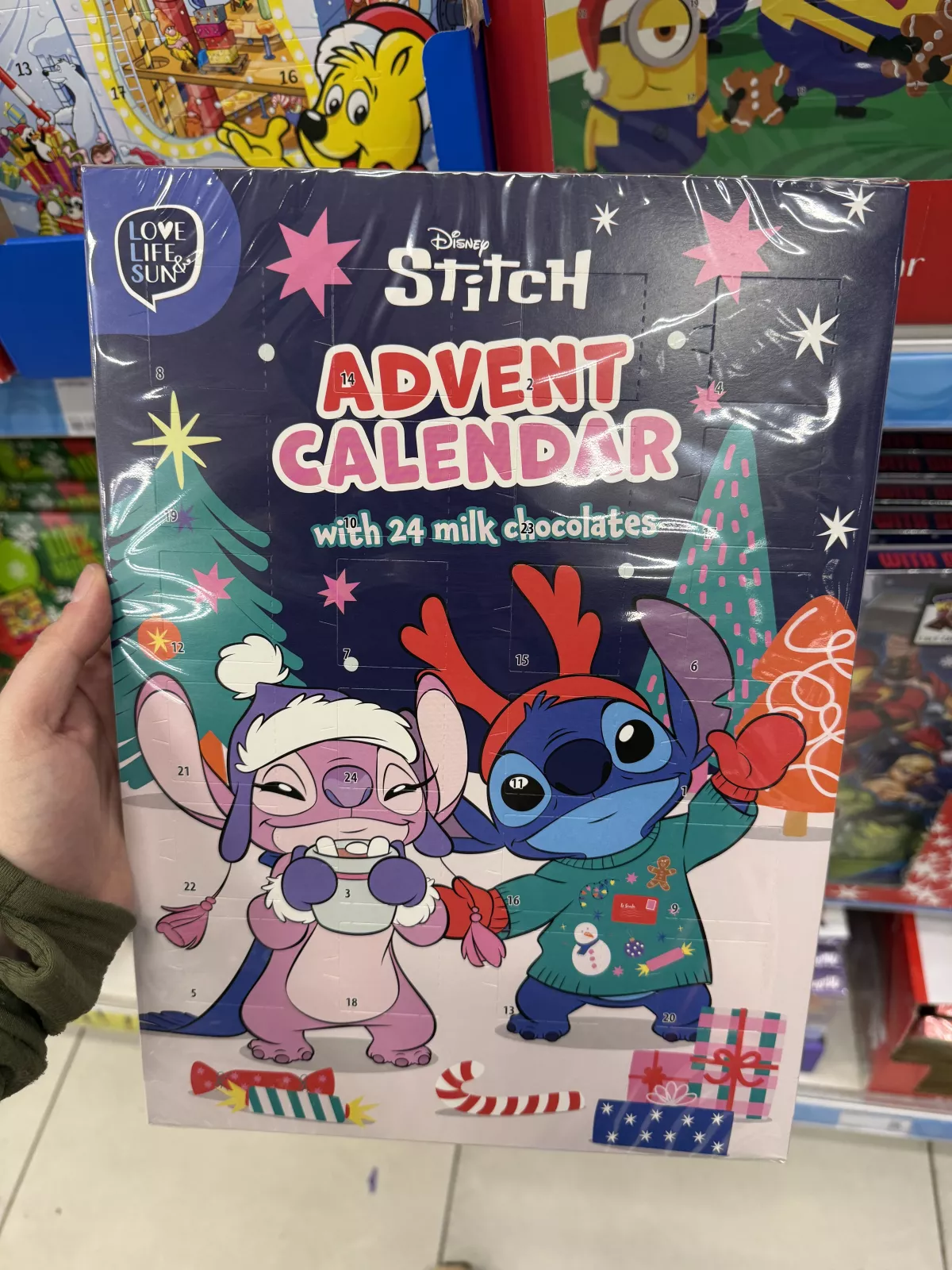 Love Life & Sun Disney Stitch Advent Calendar / Kalendarz adwentowy z 24 czekoladkami mlecznymi | 50g