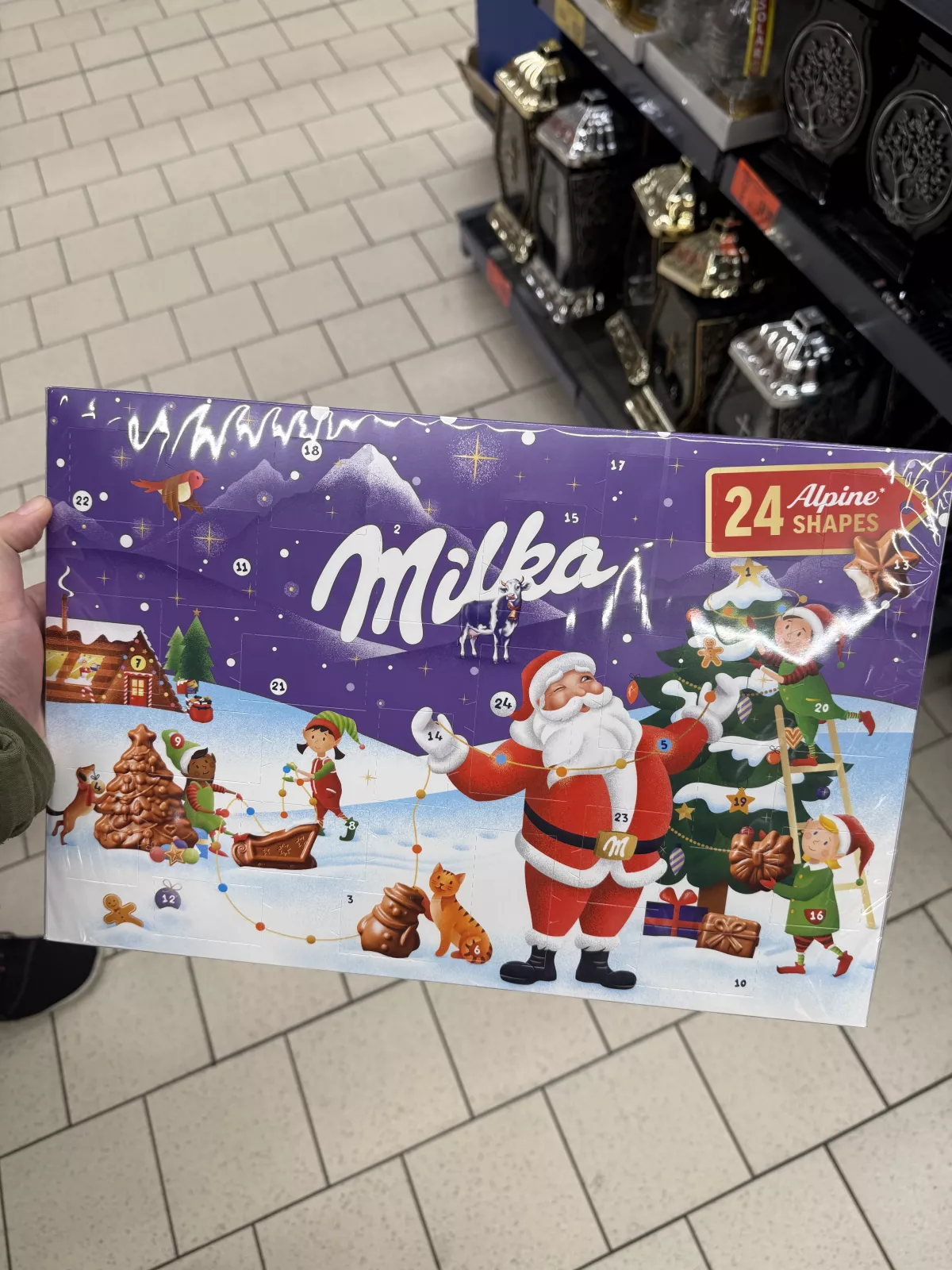 Milka 24 Alpine Shapes kalendarz adwentowy 24 figurki czekoladowe z nadzieniem mlecznym | 200g