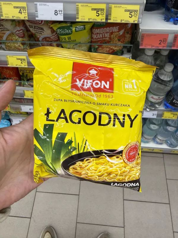 Vifon Łagodny zupa błyskawiczna o smaku kurczaka | 70g