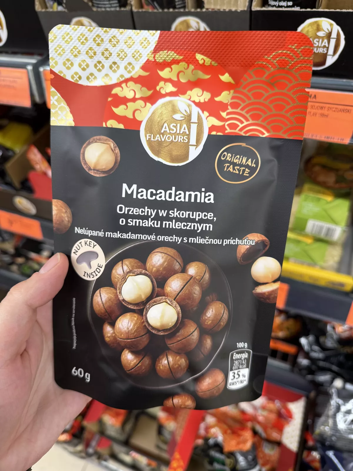 Asia Flavours Macadamia Orzechy w skorupce o smaku mlecznym | 60g
