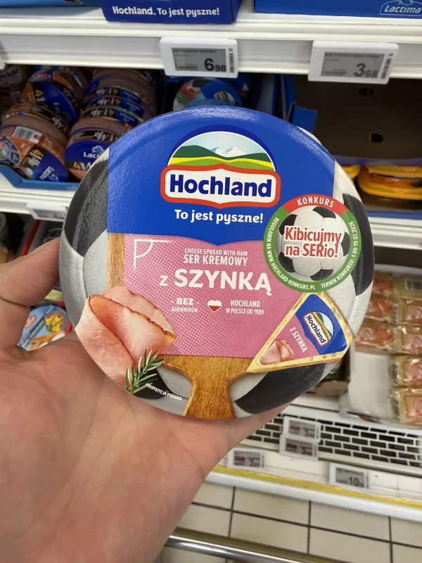 Hochland Ser kremowy z szynką w trójkącikach | 180g