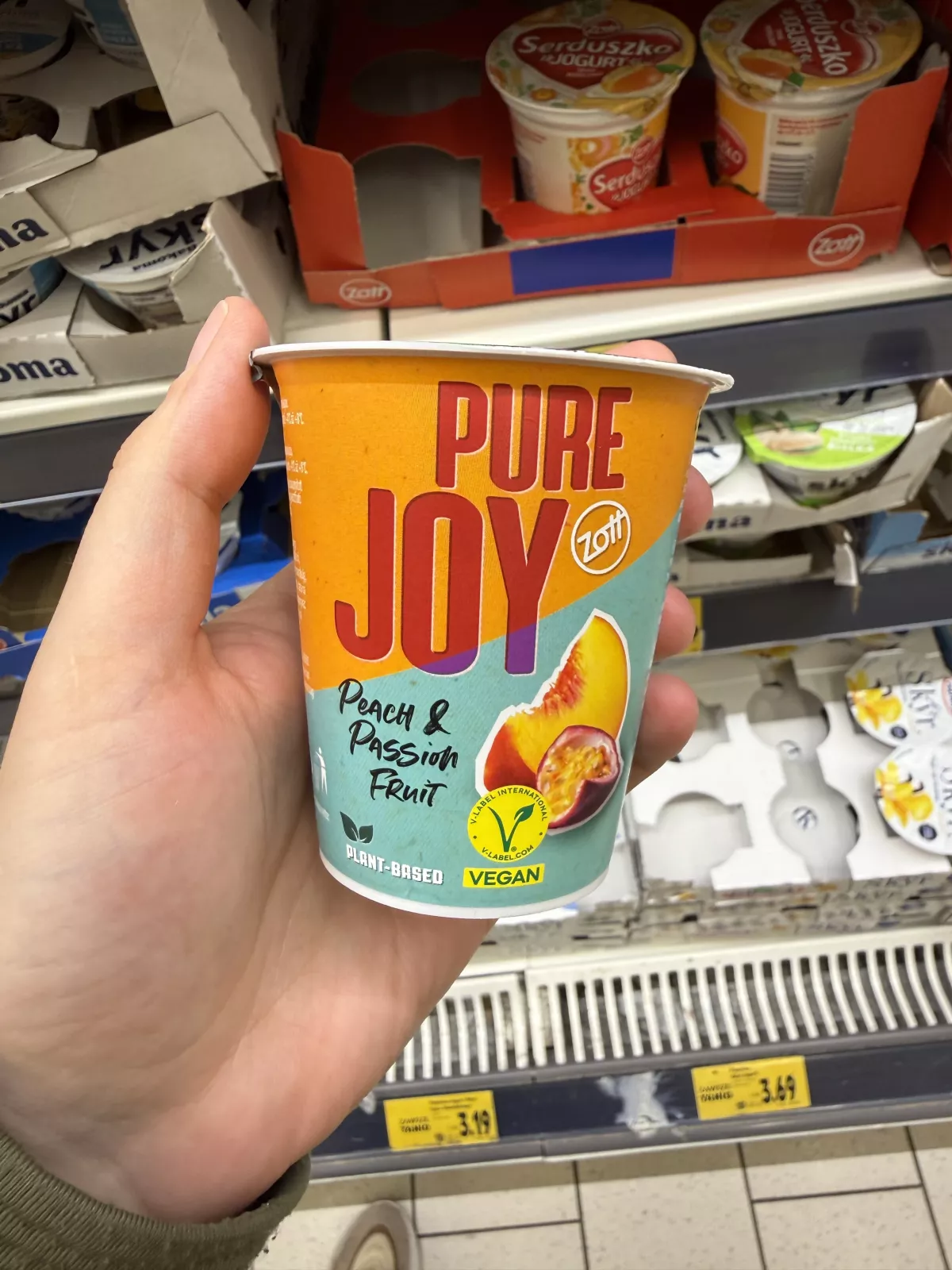 Zott Pure Joy Peach & Passion Fruit / Zott Pure Joy brzoskwinia i marakuja | 140g