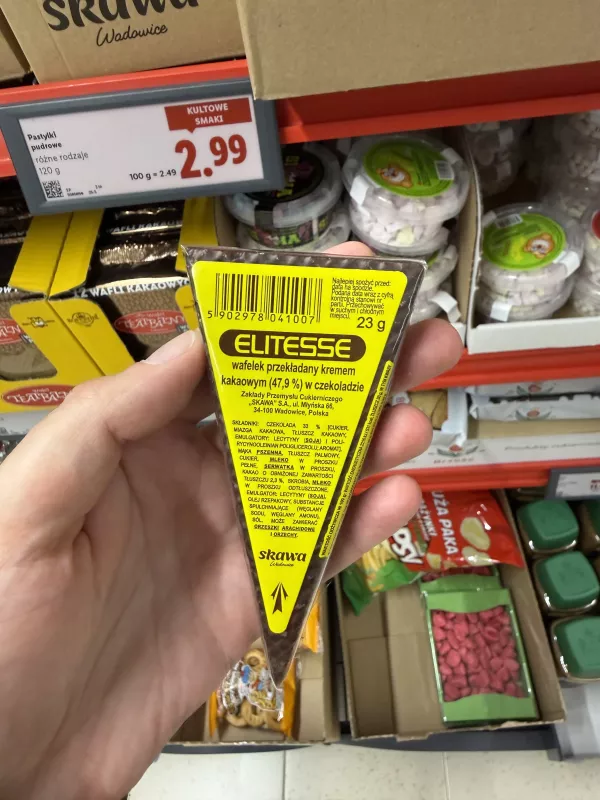 Skawa Elitesse wafelek przekładany kremem kakaowym w czekoladzie | 23g