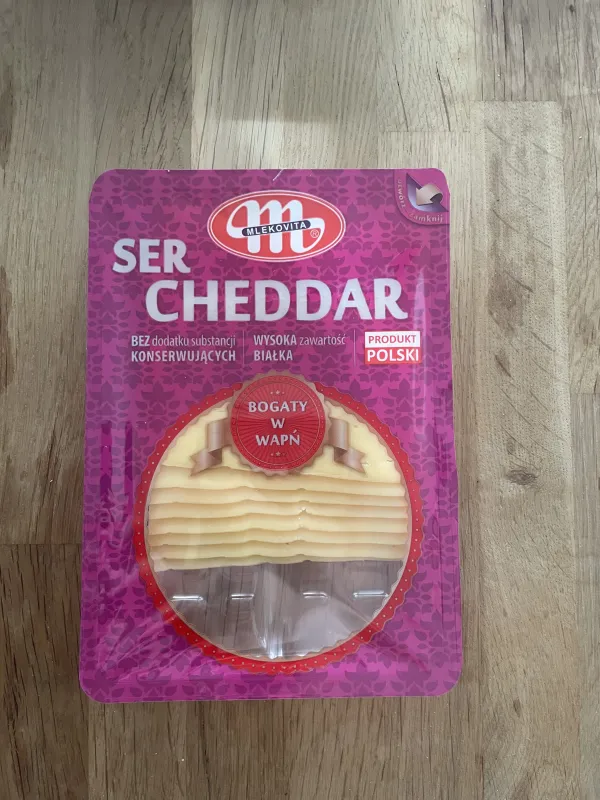 Mlekovita Ser Cheddar w plastrach | 150g
